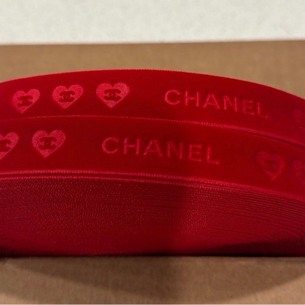 CHANEL Red Heart velvet ribbon